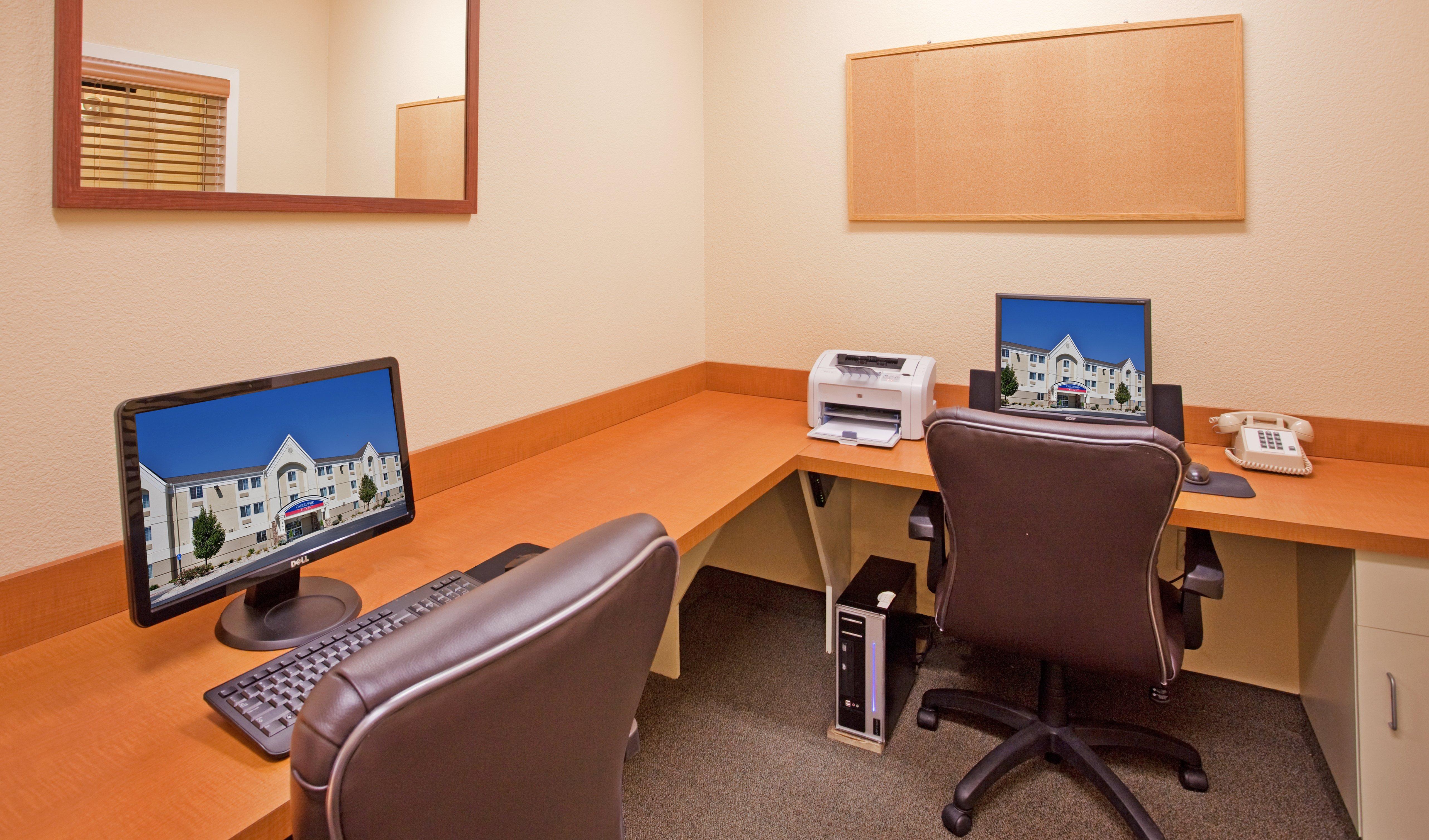 Candlewood Suites Junction City - Ft. Riley By Ihg Ngoại thất bức ảnh
