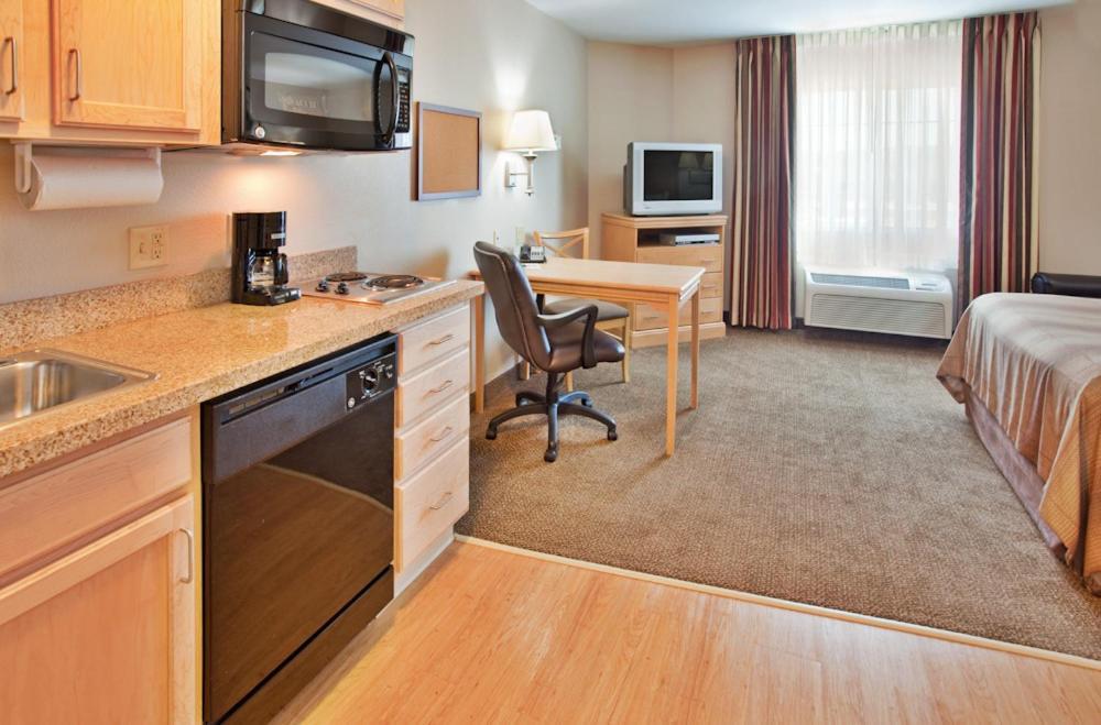 Candlewood Suites Junction City - Ft. Riley By Ihg Ngoại thất bức ảnh
