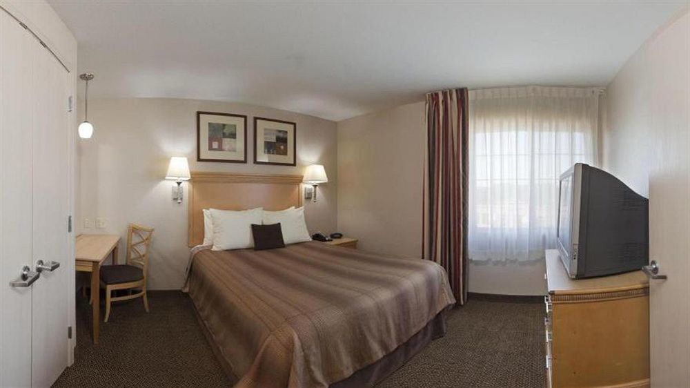 Candlewood Suites Junction City - Ft. Riley By Ihg Ngoại thất bức ảnh